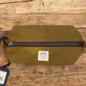 Filson Tin Cloth Travel Kit